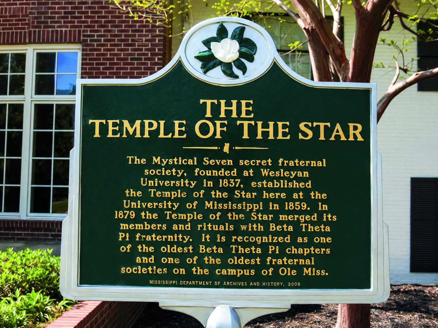 The Temple of the Star historical marker, recording the Mystical Seven's founding in 1837, establishment at Ole Miss in 1859, and merger with Beta Theta Pi in 1879